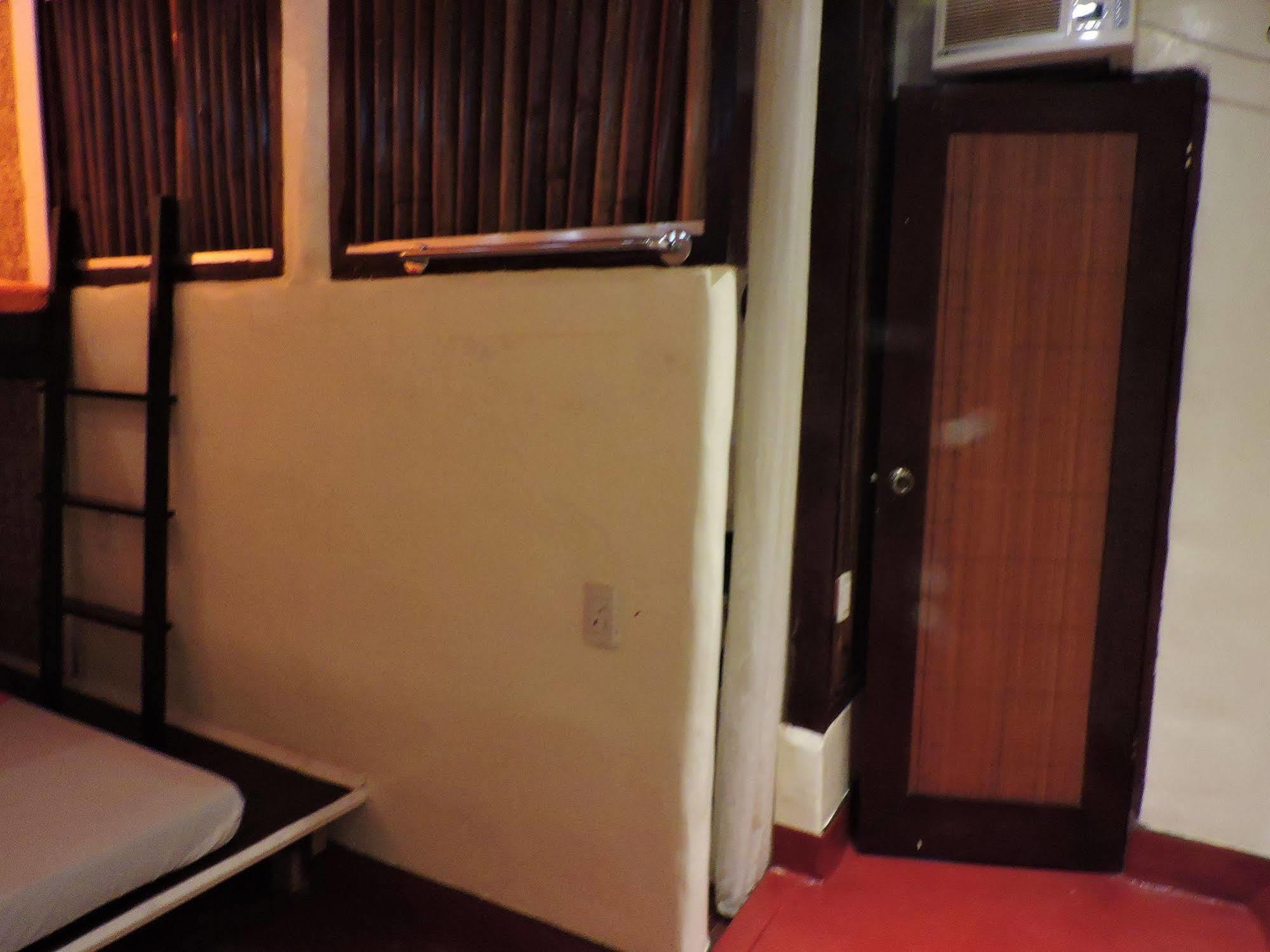 Orange Mangrove Pension House By Sms Hospitality Puerto Princesa Ngoại thất bức ảnh