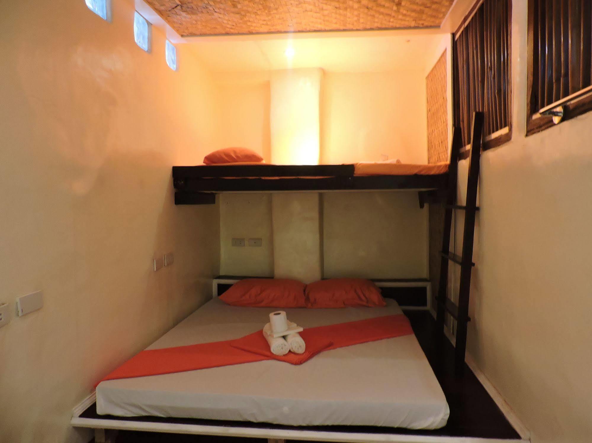 Orange Mangrove Pension House By Sms Hospitality Puerto Princesa Ngoại thất bức ảnh